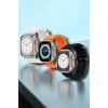 Geniş 49MM dokunmatik ekranıyla bu akıllı saat, hem şık bir aksesuar hem de gelişmiş bir sağlık ve spor takip cihazıdır. Bluetooth bağlantısı sayesinde Android ve iOS cihazlarla uyumlu çalışır. Uyku takibi, nabız ölçer, kan basıncı izleme ve adımsayar öze