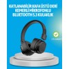 Müziğin ritmini derinden hissetmek isteyenler için tasarlanan bu kablosuz kulak üstü kulaklık, güçlü bas ve kristal netliğinde ses deneyimi sunar. Rock, pop veya klasik fark etmeksizin tüm müzik türlerinde yüksek performans sağlar. Bluetooth bağlantısı sa
