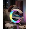 Günlük yaşamınızı kolaylaştıran ve yaşam alanlarınıza modern bir dokunuş katan bu çok fonksiyonlu cihaz, kablosuz şarj, Bluetooth hoparlör, dijital saat ve RGB gece lambasını tek bir üründe birleştirir. Şık ve ergonomik tasarımı sayesinde özellikle yatak 