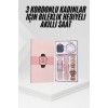 Şık Tasarım ve Hediye Paket İçeriğiSaatin şık tasarımı, farklı kullanım seçenekleri sunan 3 farklı kordonla birlikte gelir. 1 adet çelik metal kordon, 1 adet ocean kordon ve 1 adet silikon kordon hediyeli olarak verilmektedir. Bu sayede istediğiniz kordon