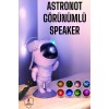 Astronot Projeksiyon Lambası ile geceyi büyüleyici bir görsel şölene dönüştürün. Bluetooth özelliği sayesinde telefonunuza bağlanarak dilediğiniz müzikleri dinleyebilirsiniz. Bunun yanı sıra, cihazın içindeki kuş cıvıltıları, dalga sesleri, şömine ateşi v
