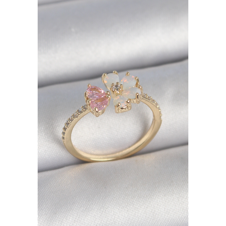 Pirinç Gold Renk Beyaz Mineli Pembe Zirkon Taşlı Çiçek Model Kadın Yüzük 5886