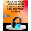 800mAh bataryaya sahip bu kablosuz kulaklık, saatlerce kesintisiz müzik ve oyun keyfi sunar. Şarj durumunu gösteren dijital göstergesi ile pil seviyenizi kolayca takip edebilirsiniz. Type-C hızlı şarj bağlantı noktası sayesinde kısa sürede şarj olarak yen