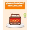 Doğal alev efektli bu şömine görünümlü taşınabilir hoparlör, hem ses performansı hem ambiyansıyla büyüler!7W çıkış gücüyle güçlü ve net ses deneyimi sunar. Bluetooth 5.3 bağlantısı sayesinde 10 metreye kadar kablosuz müzik keyfi yaşatır.Dahili solar panel