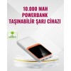 Bu kompakt ve hafif powerbank, 10000 mAh kapasitesiyle gün boyu enerji ihtiyacınızı karşılar. İki USB çıkışı ve Type-C portu sayesinde birden fazla cihazı aynı anda şarj edebilirsiniz.Lightning uyumluluğu sayesinde hem iOS hem Android cihazlarda sorunsuz 
