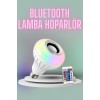 Ekonomik ve uzun ömürlü bir kullanım sunan bu akıllı LED ampul, 12W güç tüketimi (LED + hoparlör) ile enerjiden tasarruf etmenize yardımcı olur. Kullanılan renk parlaklığına göre enerji tüketimini optimize ederek elektrik faturalarınızı minimize eder. E27
