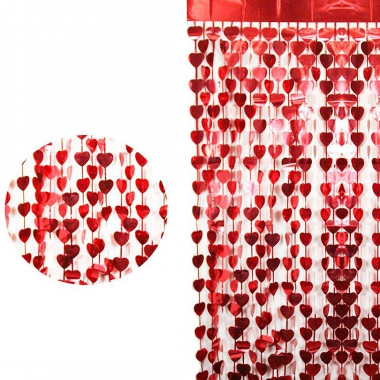 Red Color Heart Shaped Metalized Fringed Background CurtainDekorasyon