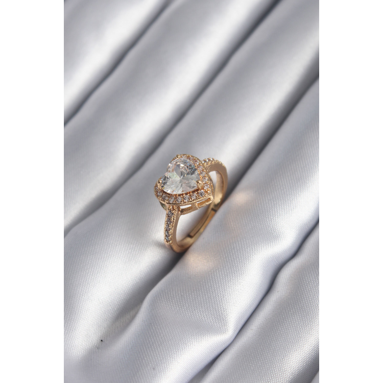 Pirinç Gold Renk Zirkon Taşlı Kalp Charm Model Kadın Yüzük 5886