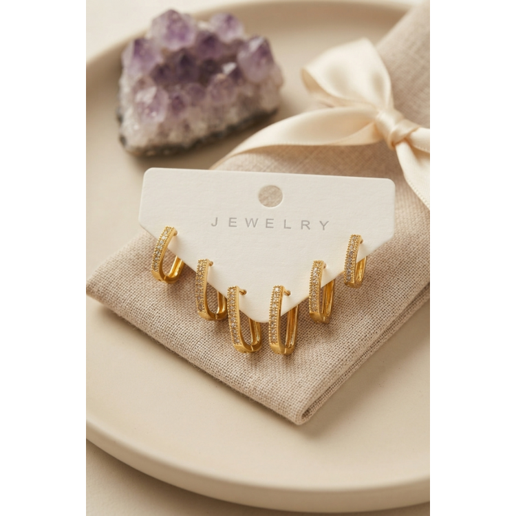 Gold Renk Zirkon Taşlı Pirinç Kare Model Halka Kadın Küpe Seti 5886