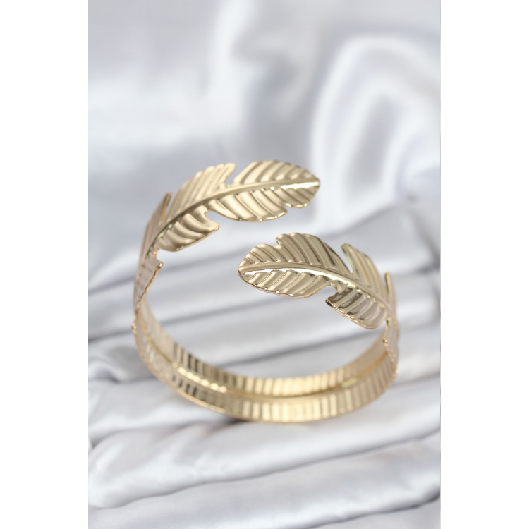 Yaprak Model Gold Renk Kadın Bileklik 5886