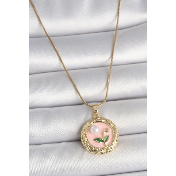 316L Çelik Gold Renk Zincir Pembe Çiçek İşlemeli inci Detay Portre Model Kadın Kolye 5886
