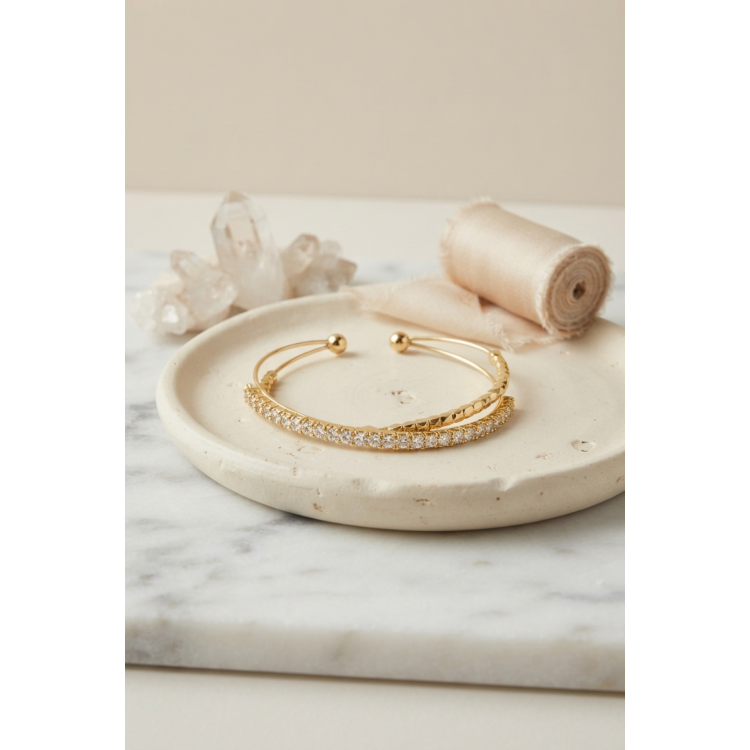 Gold Renk Zirkon Taşlı Dorikalı Model Kadın Bileklik 5886