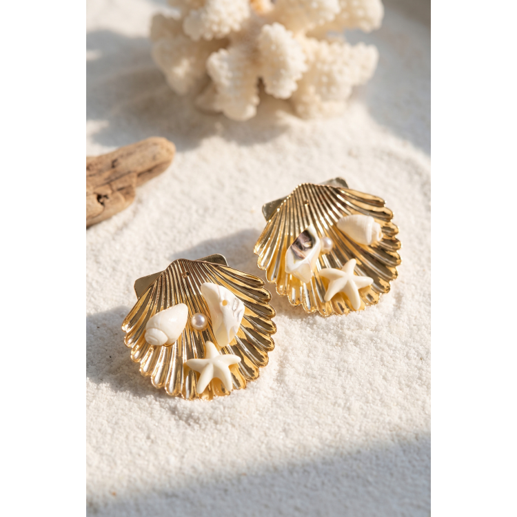 Gold Renk Deniz Kabuğu Deniz Yıldızı ve Beyaz Taş Detaylı Küpe 5886