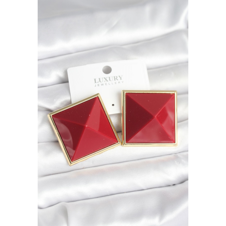 Pirinç Gold Renk Bordo Piramit Model Kadın Küpe 5886