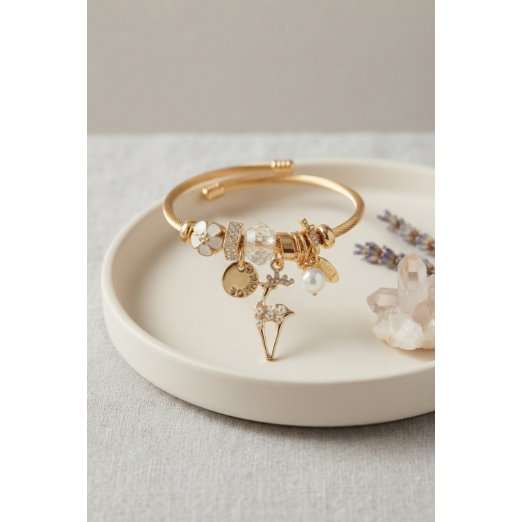 Geyik Model Gold Renk Beyaz Charmlı Bileklik 5886