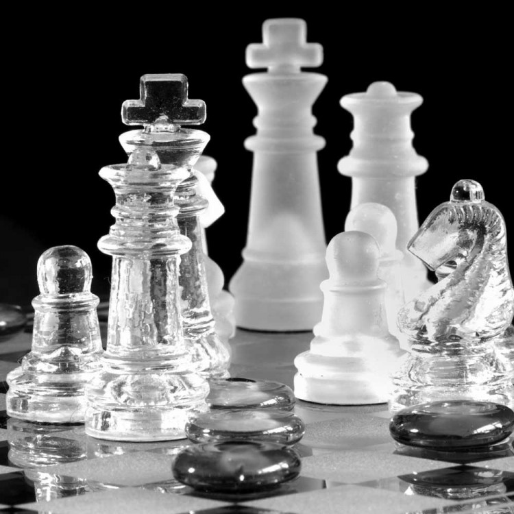 Glass Chess Set (25x25)cm Glass Chess Set (25x25)cm