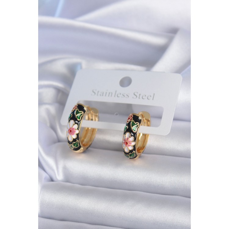 316L Çelik Gold Renk Siyah Çiçek İşleme Kadın Küpe - TJ-BKP7892 316L Çelik Gold Renk Siyah Çiçek İşleme Kadın Küpe - TJ-BKP7892