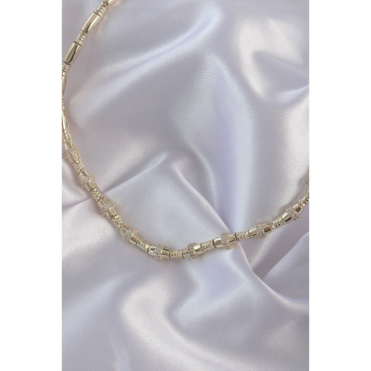 Serenay Necklace with Gold-Colored Zircon Stone Details from the VIP Series - TJ-BKO8841