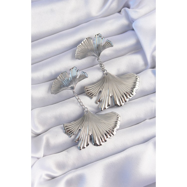 Pirinç Gümüş Renk Tırtıklı Yaprak Model Sallantılı Küpe - TJ-BKP9249 Pirinç Gümüş Renk Tırtıklı Yaprak Model Sallantılı Küpe - TJ-BKP9249