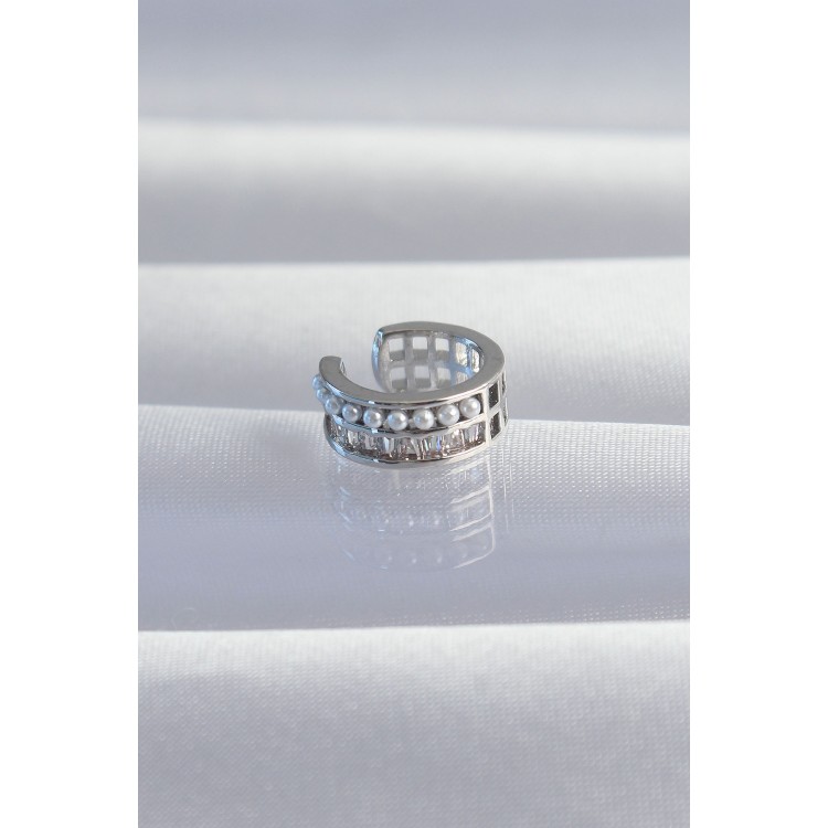 Pirinç Gümüş Renk İncili Baget Taşlı Earcuff Küpe - TJ-BKP9338 Pirinç Gümüş Renk İncili Baget Taşlı Earcuff Küpe - TJ-BKP9338