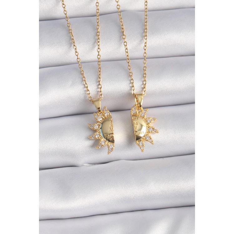 316L Çelik Gold Renk Zirkon Taşlı Güneş Model İşleme Yazı Detay Arkadaş Kolyesi - TJ-BKO9288 316L Çelik Gold Renk Zirkon Taşlı Güneş Model İşleme Yazı Detay Arkadaş Kolyesi - TJ-BKO9288