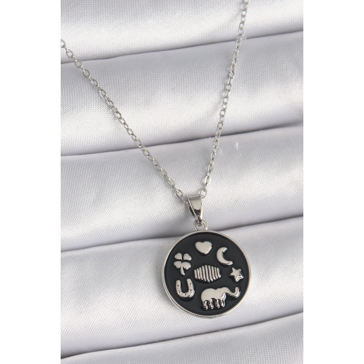 316L Çelik Gümüş Renk Siyah Renk Şans Kolyesi - TJ-BKO9546 316L Çelik Gümüş Renk Siyah Renk Şans Kolyesi - TJ-BKO9546