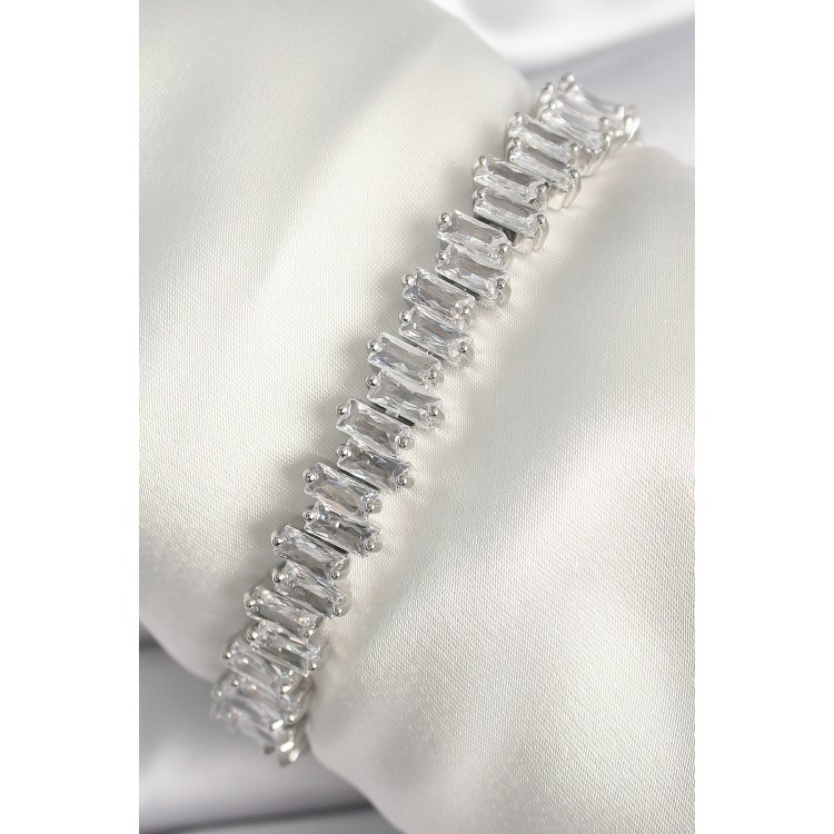 Brass Silver Color Zircon Stone Waterway Model VIP Series Women's Bracelet - TJ-BB6487