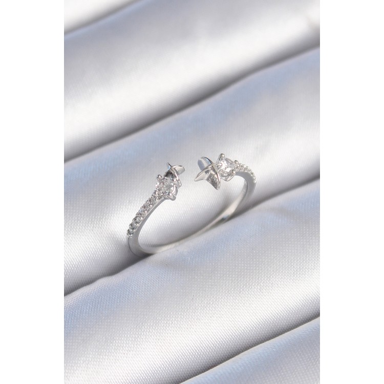 Pirinç Gümüş Renk Zirkon Taş Detay Yıldız Model Kadın Yüzük - TJ-BYK3447 Pirinç Gümüş Renk Zirkon Taş Detay Yıldız Model Kadın Yüzük - TJ-BYK3447