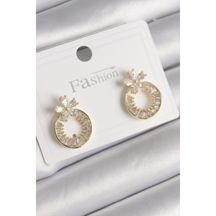 Pirinç Gold Renk Zirkon Taşlı Halka Model Çiçek Figür Kadın Küpe - TJ-BKP9762 Pirinç Gold Renk Zirkon Taşlı Halka Model Çiçek Figür Kadın Küpe - TJ-BKP9762