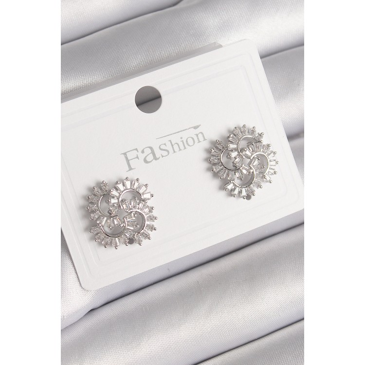 Pirinç Gümüş Renk Zirkon Taşlı Yonca Model Kadın Küpe - TJ-BKP9791 Pirinç Gümüş Renk Zirkon Taşlı Yonca Model Kadın Küpe - TJ-BKP9791