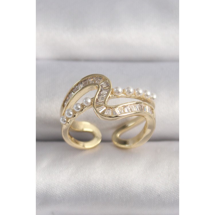 Pirinç Gold Renk Zirkon Taşlı İnci Detay VIP Seri Kadın Yüzük - TJ-BYK3512 Pirinç Gold Renk Zirkon Taşlı İnci Detay VIP Seri Kadın Yüzük - TJ-BYK3512