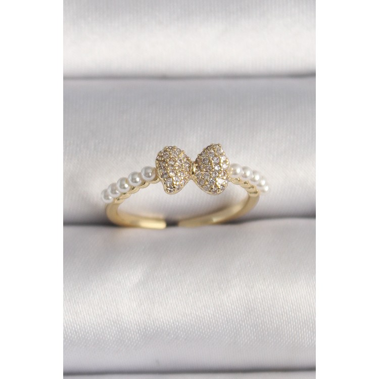 Pirinç Gold Renk Zirkon Taşlı Fiyonk İnci Detay Ayarlanabilir Yüzük - TJ-BYK3525 Pirinç Gold Renk Zirkon Taşlı Fiyonk İnci Detay Ayarlanabilir Yüzük - TJ-BYK3525