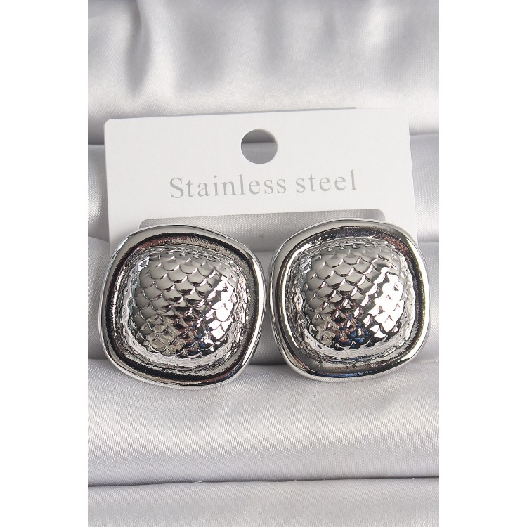 Pirinç Gümüş Renk İşlemeli Kare Model Kadın Küpe - TJ-BKP10148 Pirinç Gümüş Renk İşlemeli Kare Model Kadın Küpe - TJ-BKP10148