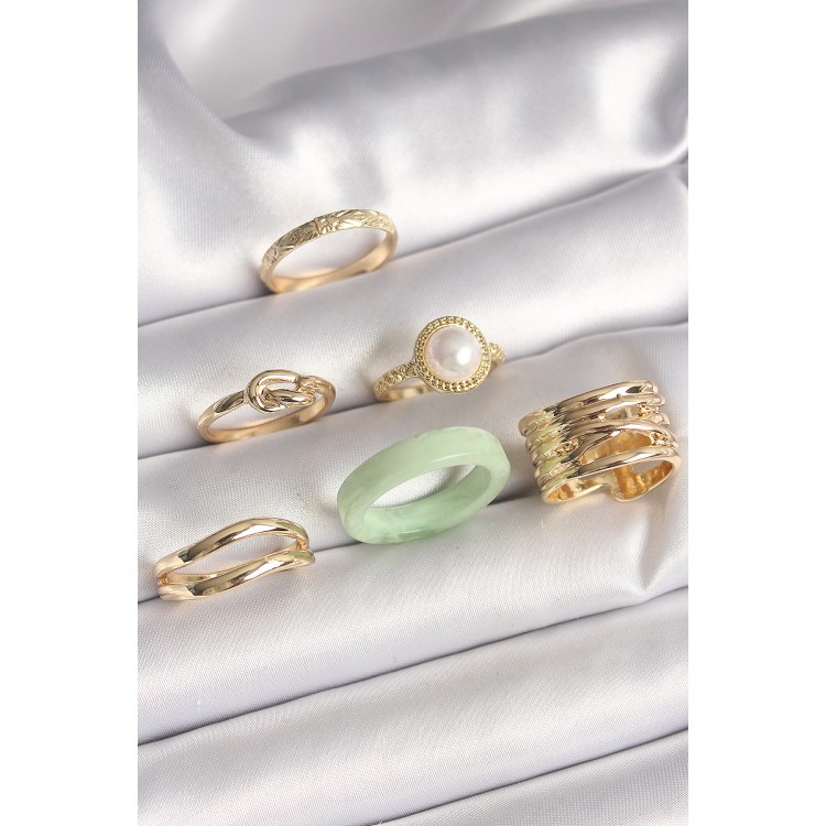 Pirinç Gold Renk Düğüm Model İncili İşlemeli Plaka Model 6'Lı Kadın Yüzük Seti - TJ-BYK3621 Pirinç Gold Renk Düğüm Model İncili İşlemeli Plaka Model 6'Lı Kadın Yüzük Seti - TJ-BYK3621