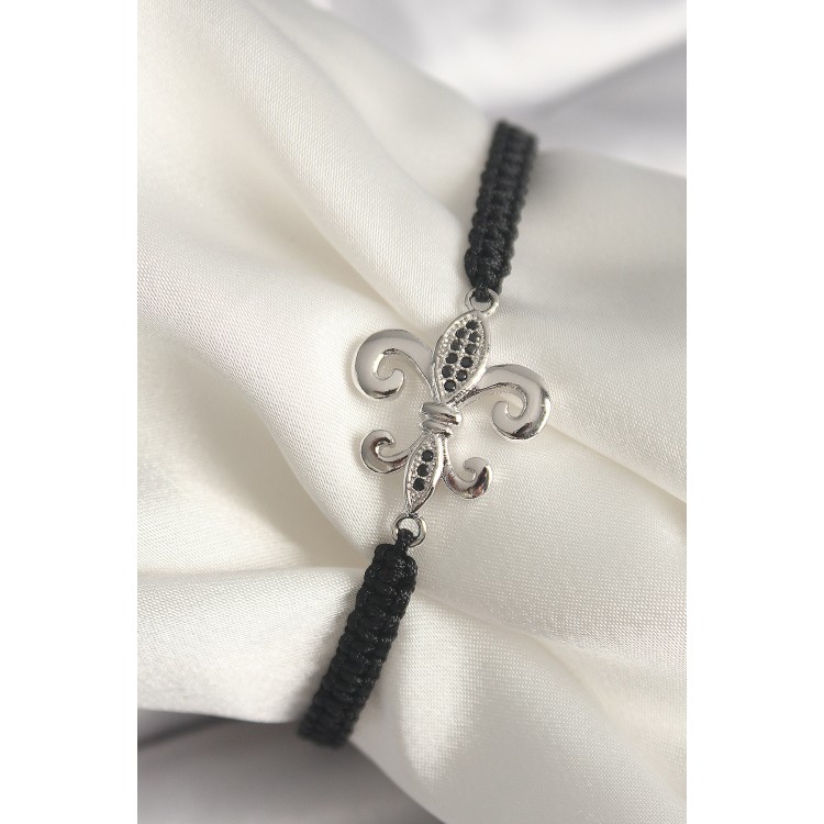 Pirinç Gümüş Renk Zirkon Taş İşlemeli Zambak Model Asansörlü Makrome Model Kadın Bileklik - TJ-BB6806 Pirinç Gümüş Renk Zirkon Taş İşlemeli Zambak Model Asansörlü Makrome Model Kadın Bileklik - TJ-BB6806