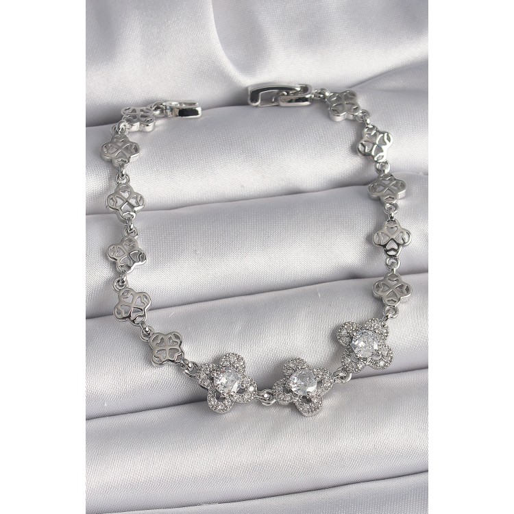 Pirinç Gümüş Renk Zirkon Taşlı Yonca Model Kadın Bileklik - TJ-BB6813 Pirinç Gümüş Renk Zirkon Taşlı Yonca Model Kadın Bileklik - TJ-BB6813