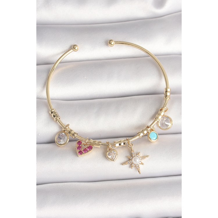 Pirinç Gold Renk Zirkon Taşlı Sallantı Kutup Yıldız Figür İnci Detay Charm Kadın Bileklik - TJ-BB6887 Pirinç Gold Renk Zirkon Taşlı Sallantı Kutup Yıldız Figür İnci Detay Charm Kadın Bileklik - TJ-BB6887