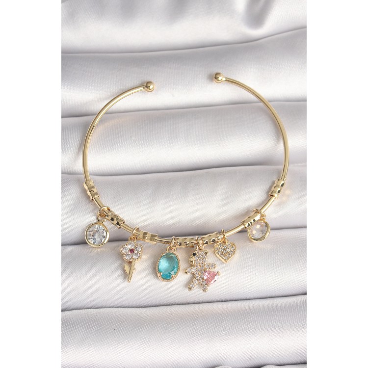 Pirinç Gold Renk Sallantı Zirkon Taşlı AYıcık Figür Kalp Detay Charm Kadın Bileklik - TJ-BB6894 Pirinç Gold Renk Sallantı Zirkon Taşlı AYıcık Figür Kalp Detay Charm Kadın Bileklik - TJ-BB6894