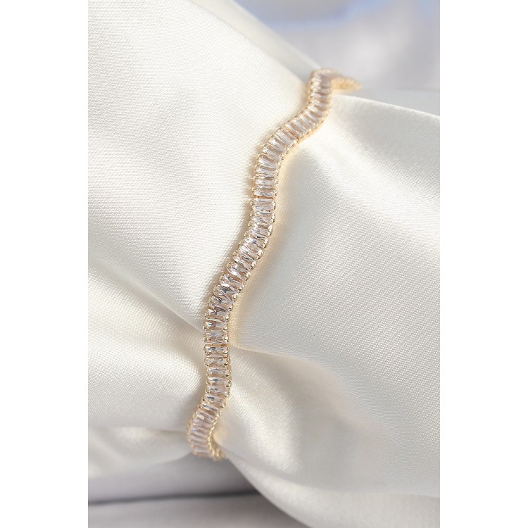 Pirinç Gold Renk Su Yolu Zirkon Taşlı Model Kadın Bileklik - TJ-BB6926 Pirinç Gold Renk Su Yolu Zirkon Taşlı Model Kadın Bileklik - TJ-BB6926