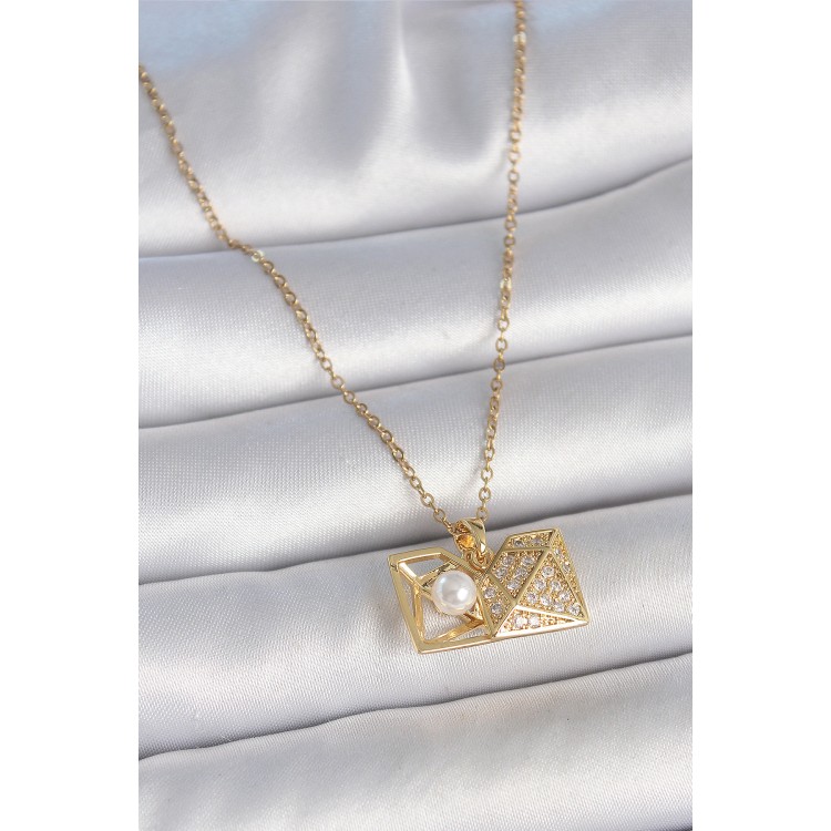 316L Çelik Gold Renk Zincir Zirkon Taşlı Açılır İncili Elmas Model Kadın Kolye - TJ-BKO10049 316L Çelik Gold Renk Zincir Zirkon Taşlı Açılır İncili Elmas Model Kadın Kolye - TJ-BKO10049