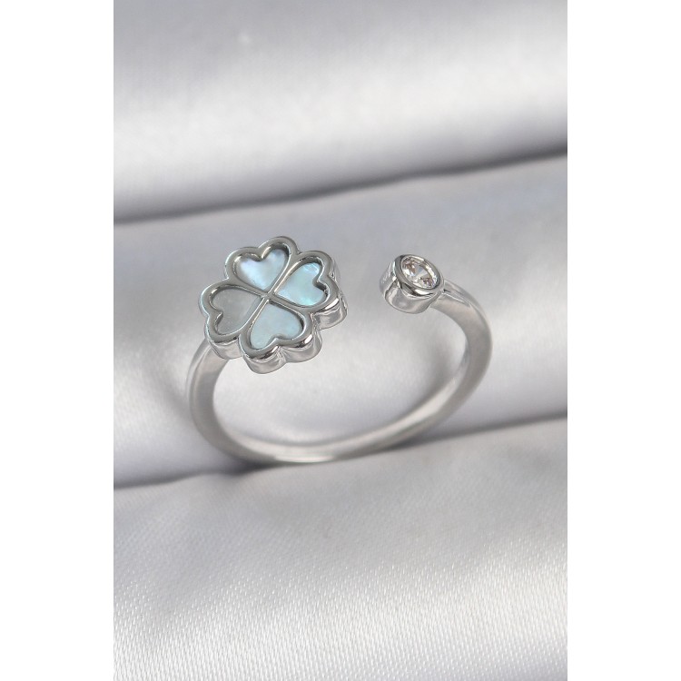 Pirinç Gümüş Renk Mavi Mineli Yonca Model Zirkon Taş Detay Ayarlanabilir Kadın Yüzük - TJ-BYK3750 Pirinç Gümüş Renk Mavi Mineli Yonca Model Zirkon Taş Detay Ayarlanabilir Kadın Yüzük - TJ-BYK3750