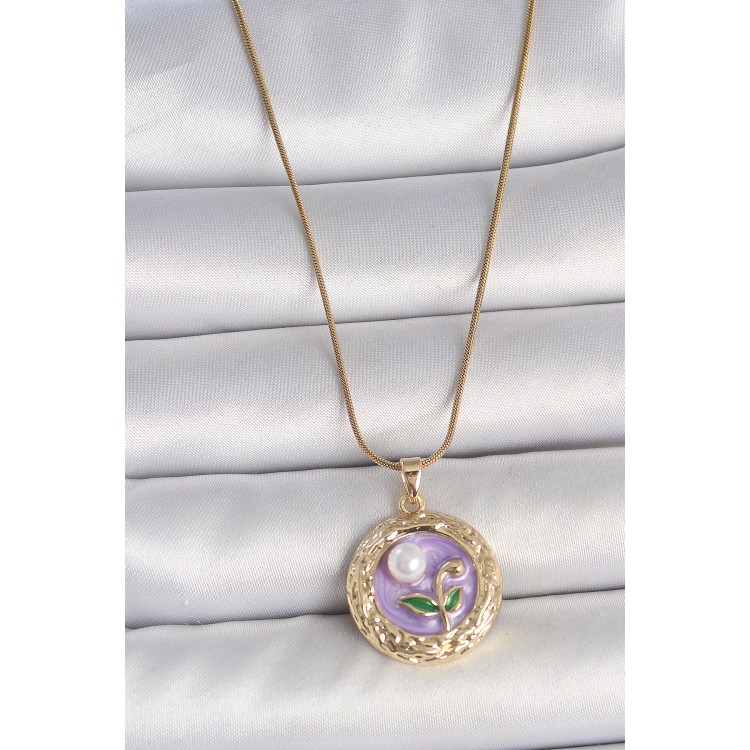 316L Çelik Gold Renk Zincir Mor Çiçek İşlemeli İnci Detay Potre Model Kadın Kolye - TJ-BKO10081 316L Çelik Gold Renk Zincir Mor Çiçek İşlemeli İnci Detay Potre Model Kadın Kolye - TJ-BKO10081