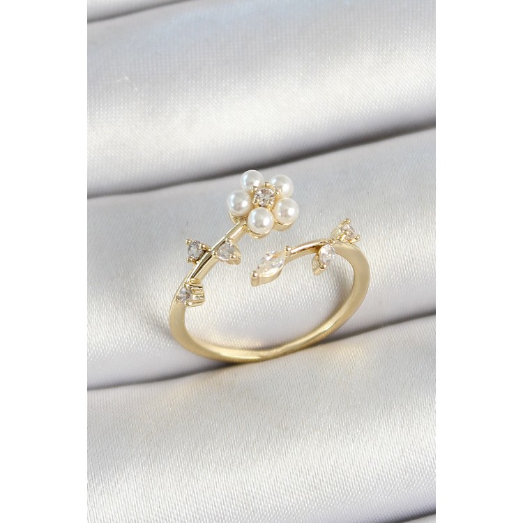 Pirinç İnci Detaylı Papatya Figürlü Zirkon Taşlı Gold Renk Ayarlanabilir Kadın Yüzük - TJ-BYK3770 Pirinç İnci Detaylı Papatya Figürlü Zirkon Taşlı Gold Renk Ayarlanabilir Kadın Yüzük - TJ-BYK3770