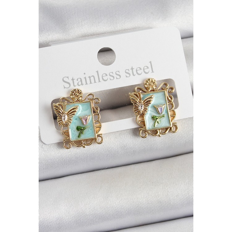 Pirinç Yeşil Mineli Sanatsal Portre Model Gold Renk Kadın Küpe - TJ-BKP10684 Pirinç Yeşil Mineli Sanatsal Portre Model Gold Renk Kadın Küpe - TJ-BKP10684