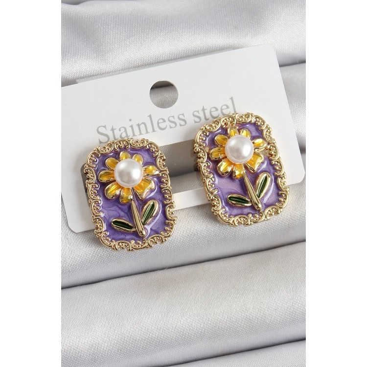 Pirinç Mor Mineli Papatya Figürlü Sanatsal Portre Model Gold Renk Kadın Küpe - TJ-BKP10688 Pirinç Mor Mineli Papatya Figürlü Sanatsal Portre Model Gold Renk Kadın Küpe - TJ-BKP10688