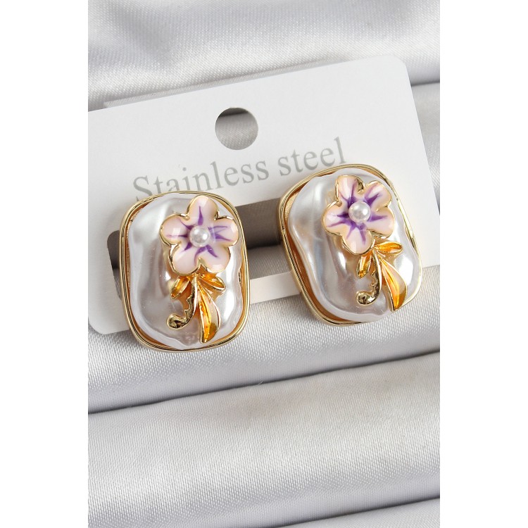 Pirinç Beyaz Mineli İnci Detaylı Çiçek Figürlü Sanatsal Portre Model Gold Renk Kadın Küpe - TJ-BKP10692 Pirinç Beyaz Mineli İnci Detaylı Çiçek Figürlü Sanatsal Portre Model Gold Renk Kadın Küpe - TJ-BKP10692