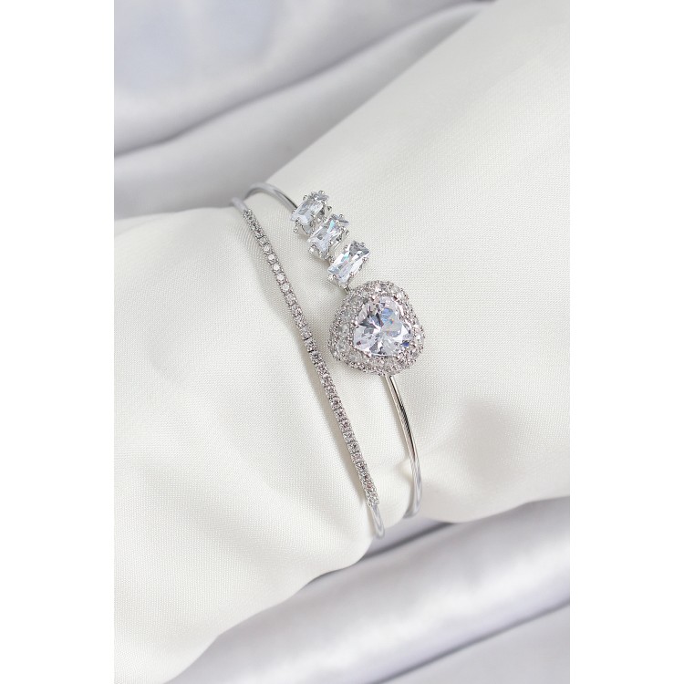 Pirinç Gümüş Renk Kalpli Zirkon Taşlı Kadın Bileklik - TJ-BB7065 Pirinç Gümüş Renk Kalpli Zirkon Taşlı Kadın Bileklik - TJ-BB7065