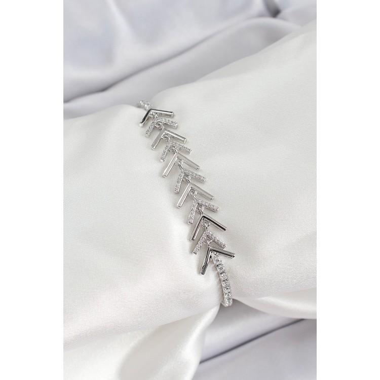 Pirinç Gümüş Renk Zirkon Taşlı Balık Sırtı Kadın Bileklik - TJ-BB7069 Pirinç Gümüş Renk Zirkon Taşlı Balık Sırtı Kadın Bileklik - TJ-BB7069