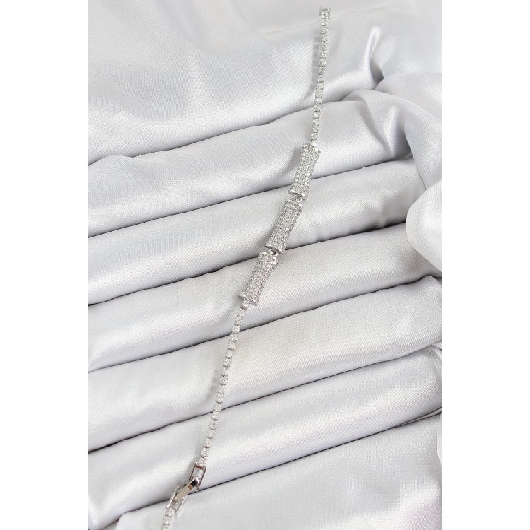 Pirinç Gümüş Renk Zirkon Taşlı Kemik Model Kadın Bileklik - TJ-BB7071