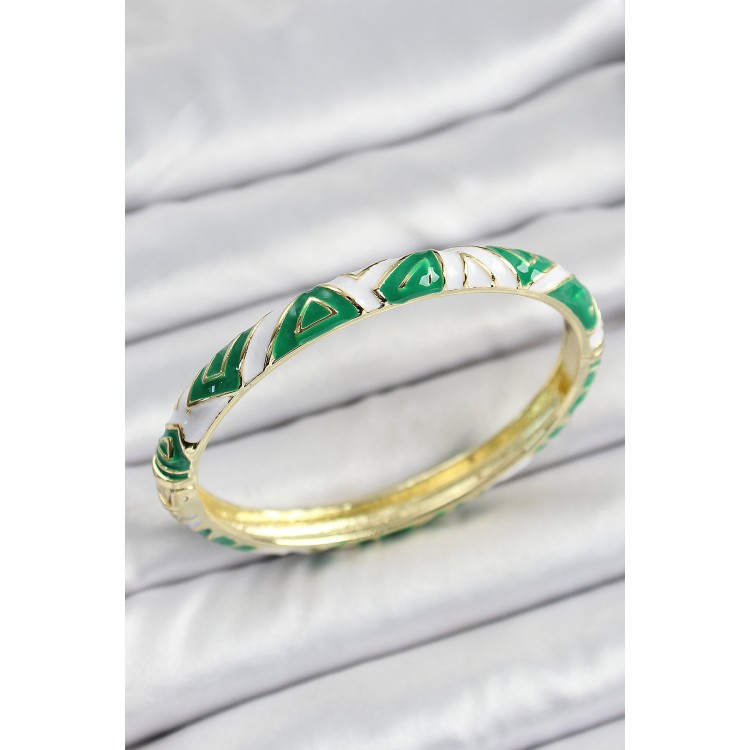 Mineli Pirinç Yeşil Beyaz Motifli Kadın Kelepçe - TJ-BB7169 Mineli Pirinç Yeşil Beyaz Motifli Kadın Kelepçe - TJ-BB7169